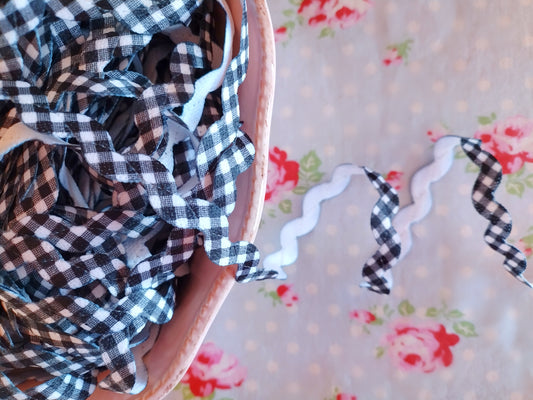 Printed Gingham Ric Rac Trim - 1/2 inch - 1 Yard - Sugar Pink Boutique