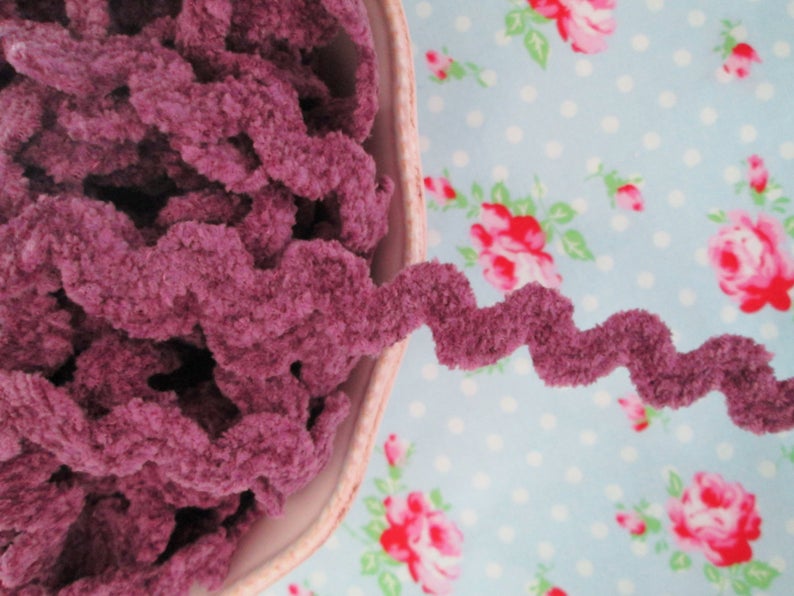 Chenille Ric Rac Trim - Plum Purple - 5/8 inch - 1 Yard