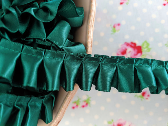 Ruffled Box Pleated Satin Ribbon/Trim - Emerald Green - 7/8 inch - 1 Yard