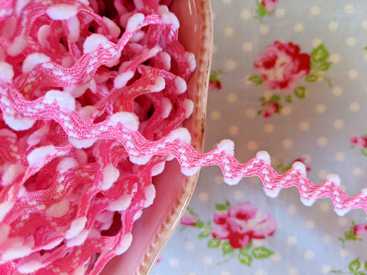 Pom Pom Ric Rac - Strawberry Shortcake - Trim - 5/8 inch - 1 Yard - Sugar Pink Boutique