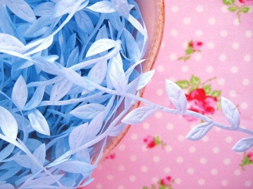 Leaf Garland Ribbon - Baby Blue - 1 inch - 1 Yard