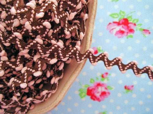 Pom Pom Ric Rac - Chocolate Berry Truffle - Trim - 5/8 inch - 1 Yard - Sugar Pink Boutique