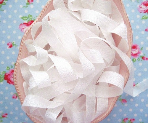 Vintage Style Seam Binding Ribbon - Marshmallow White - 1/2 inch - 1 Yard - Sugar Pink Boutique