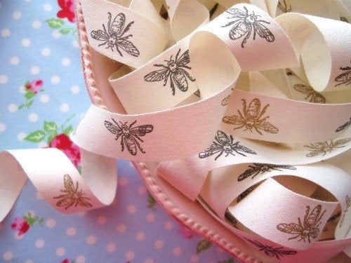 Bees Ivory Canvas Ribbon - 3/4 inch - 1 Yard - Sugar Pink Boutique