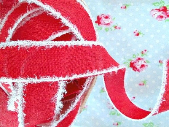 Fuzzy Edge Wired - Red and White - Ribbon - 1 1/2 inch - 1 Yard