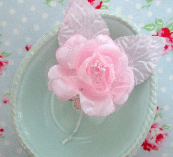Pale Pink Satin Rose Pick