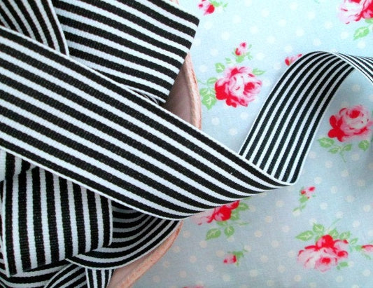 Striped Grosgrain Ribbon -  Black and White - 1 1/2 inch - 1 Yard - Sugar Pink Boutique