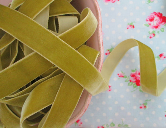 Sweet Pea Green Velvet Ribbon - 3/4 inch - 1 Yard - Sugar Pink Boutique