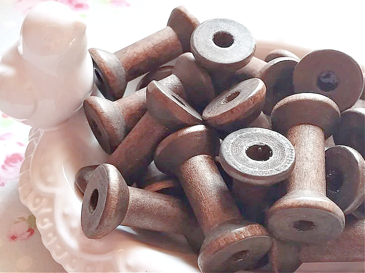 Set of 5 - Light Brown Wooden Spools - 1.57"