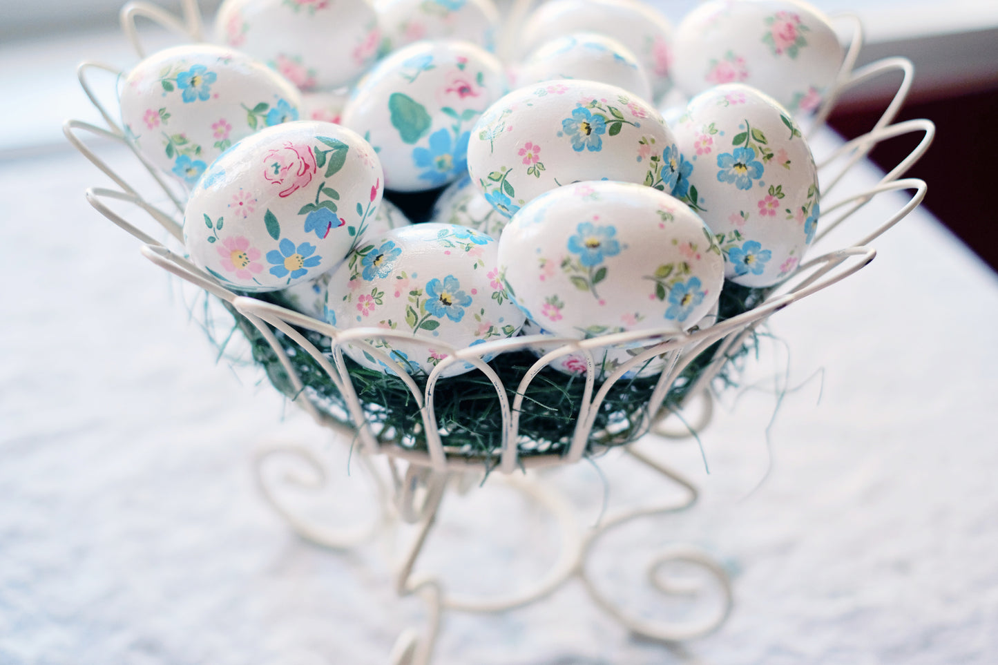 Decoupaged Wooden Easter Egg - Pink and Blue Floral - 1 Egg