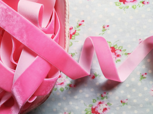 Hot Pink Velvet Ribbon - 3/4 inch - 1 Yard