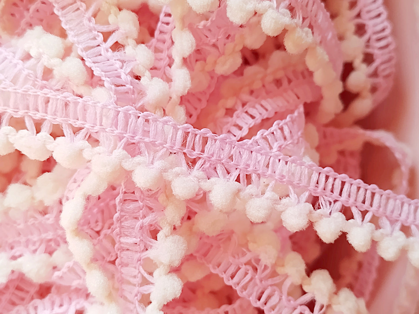 Mini Pom Pom Trim -Pale Pink - Ball Fringe - 1 Yard
