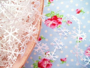 White Snowflakes Ribbon/Trim - 1 inch - 1 Yard