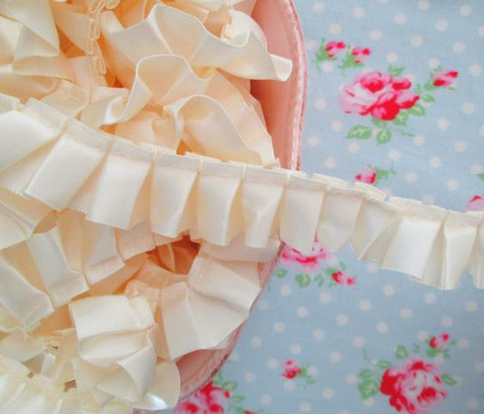 Ruffled Box Pleated Satin Ribbon/Trim - Buttercream - 7/8 inch - 1 Yard