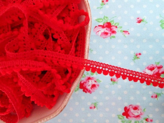 Mini Pom Pom Trim - Cherry Red - Ball Fringe - 1 Yard