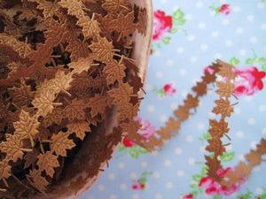 Crisp Brown Maple Leaves Cut Out Ribbon/Trim - 1/2 inch - 1 Yard