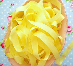 Vintage Style Seam Binding Ribbon - Lemon Meringue Yellow - 1/2 inch - 1 Yard