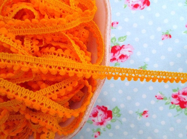 Mini Pom Pom Trim - Tangerine Orange - Ball Fringe - 1 Yard