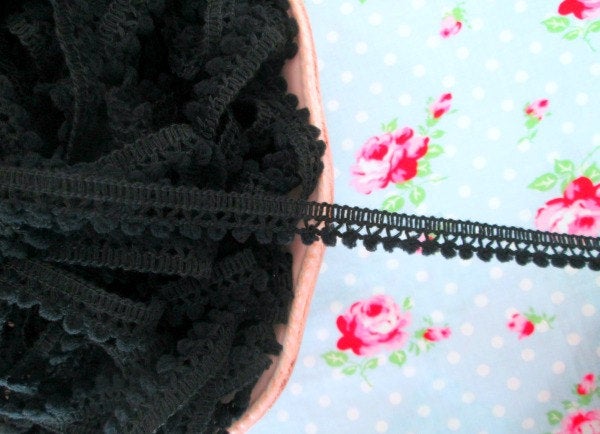 Mini Pom Pom Trim - Black Gumdrop - Ball Fringe - 1 Yard