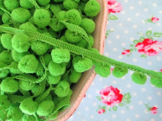 Pom Pom Trim Green Apple Dangling - 1/2 inch Ball Fringe - 1 Yard