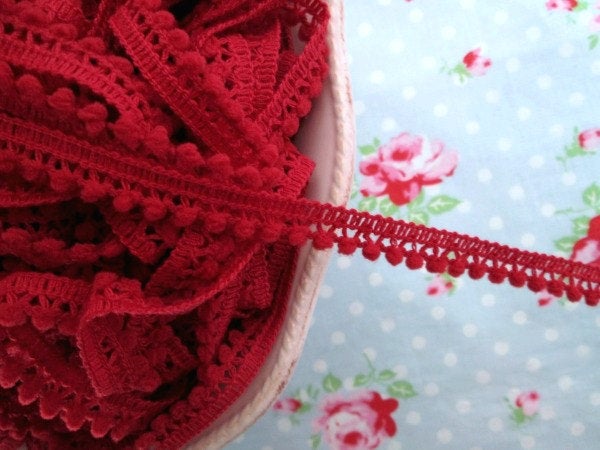 Mini Pom Pom Trim - Cranberry Red - Ball Fringe - 1 Yard