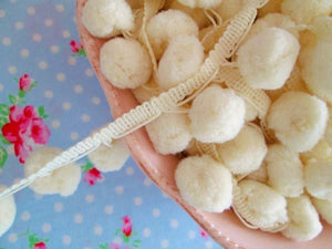 LARGE Pom Pom Trim - Vanilla Cream Dangling - 3/4 inch Ball Fringe - 1 Yard